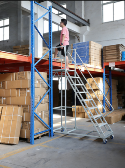 Industrial Mobile Aluminum Maintenance Access Platform Rolling Step Ladder For Warehouse