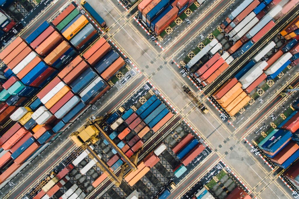 High throughput logistics distribution centre
