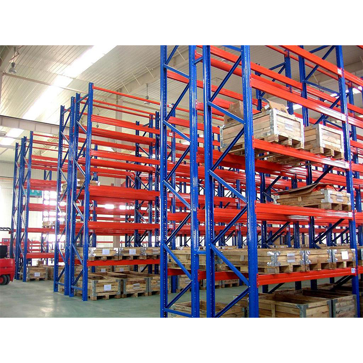 Selective pallet rack