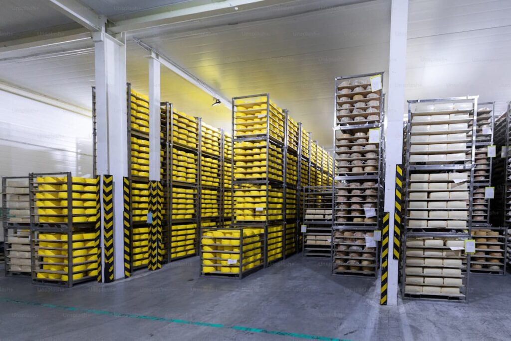 Food and cold storage pallet racking