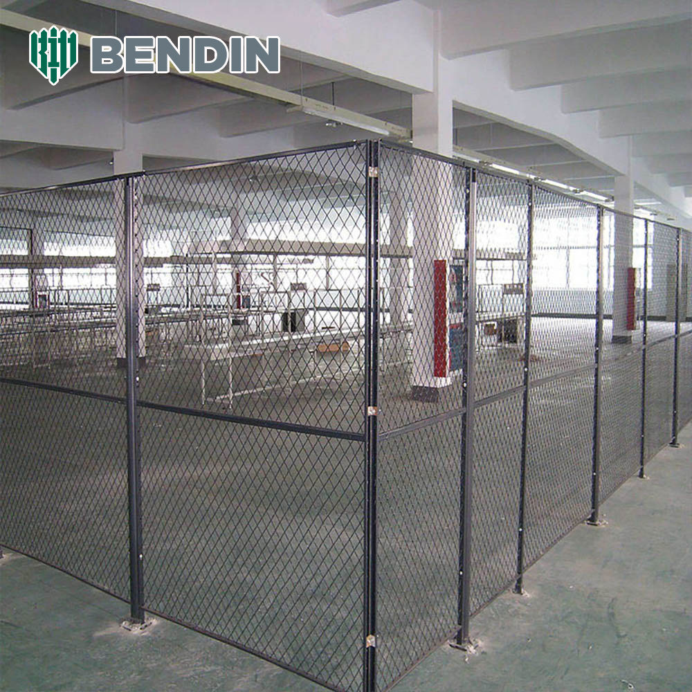 Custom Industrial Workshop Isolation Fence Perforated Metal Panel Safety Barrier for Indoor Machinery and Warehouse Partition