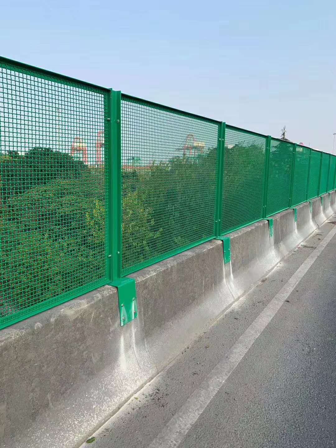 Welded Wire Mesh Fence